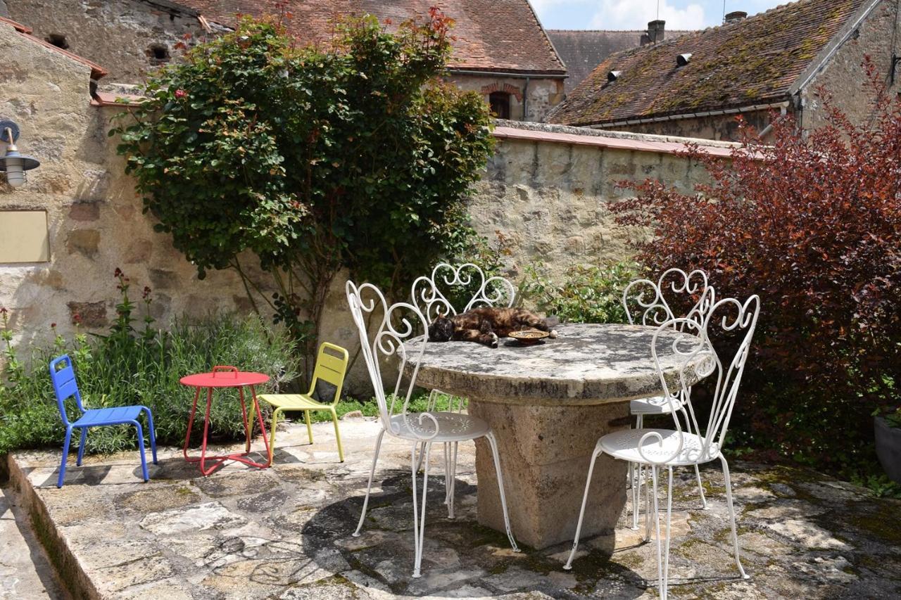 Le Gite Clos Monade Souvigny Exterior photo